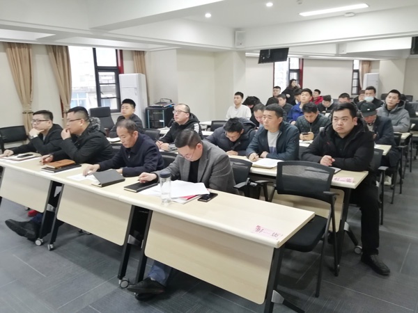 南昌市政建設(shè)集團(tuán)安監(jiān)部組織開展房建項目安全教育培訓(xùn)6001.jpg