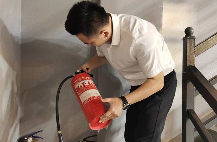 領(lǐng)導班子深入掛點項目督導項目建設(shè)和安全生產(chǎn)